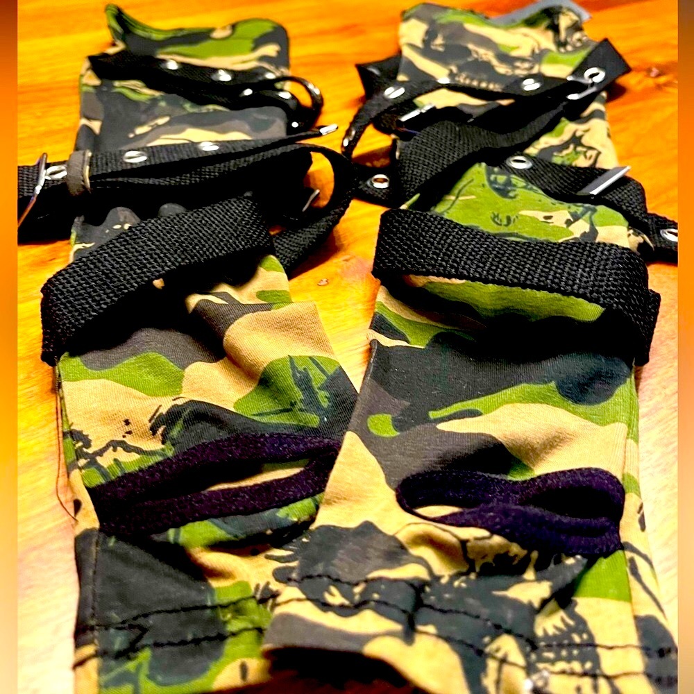 Camouflage Fingerless Arm Warmers / hand 🤚 glove NWT - Picture 3 of 3